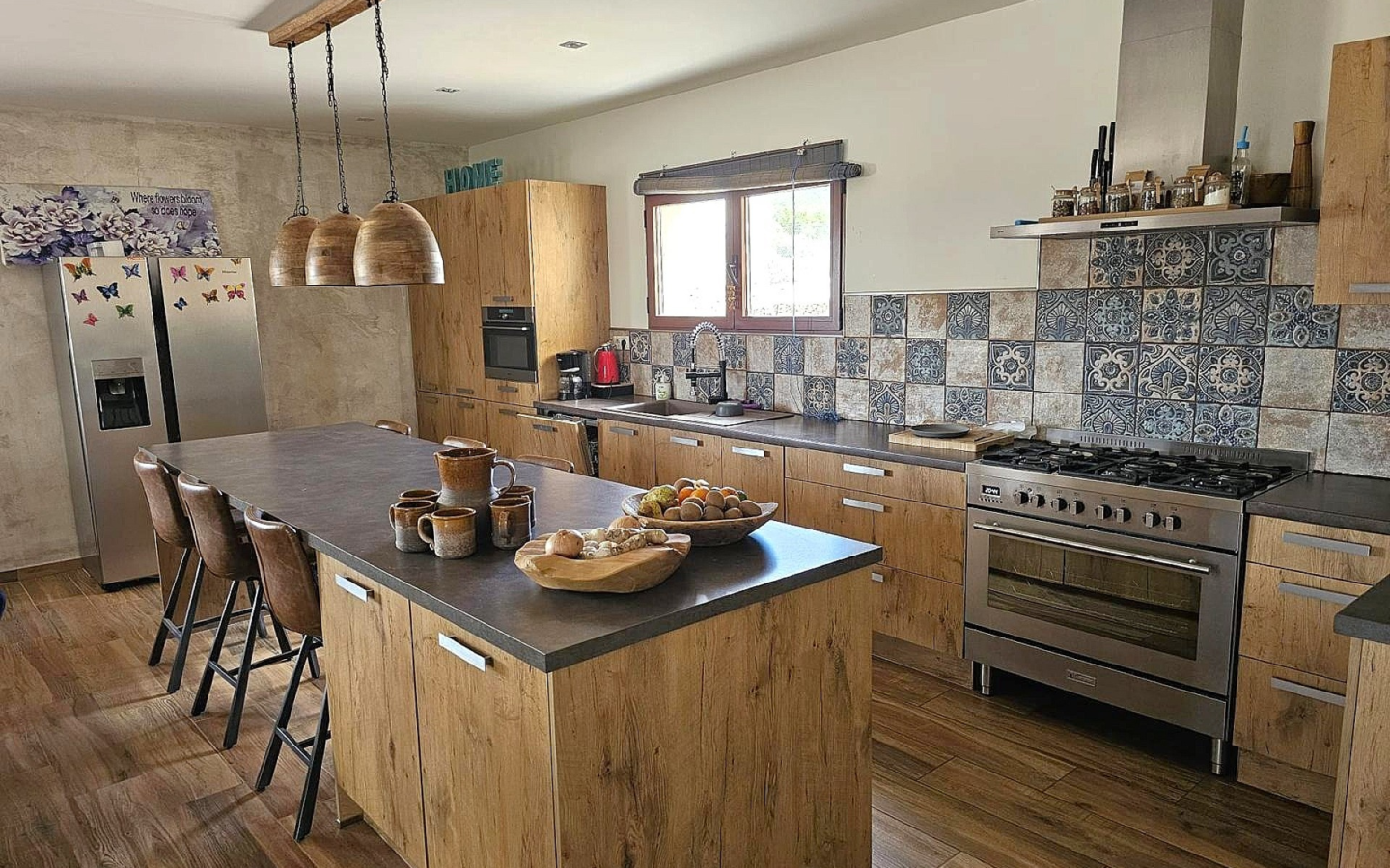 4-bedroom Detached Villa In Salinas, Spain (175 M²)