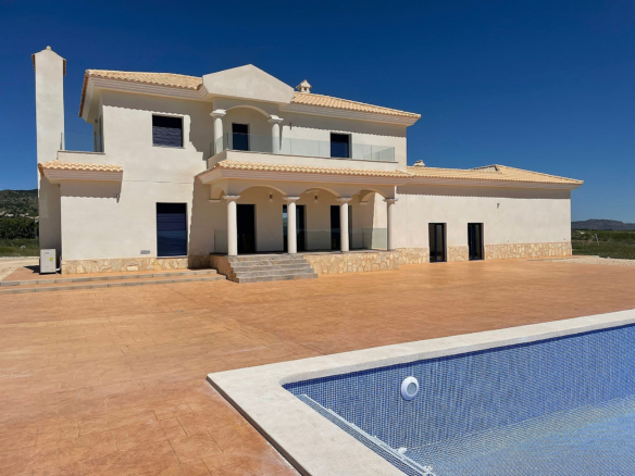 4-bedroom Detached Villa In Pinoso, Spain (225 M²)