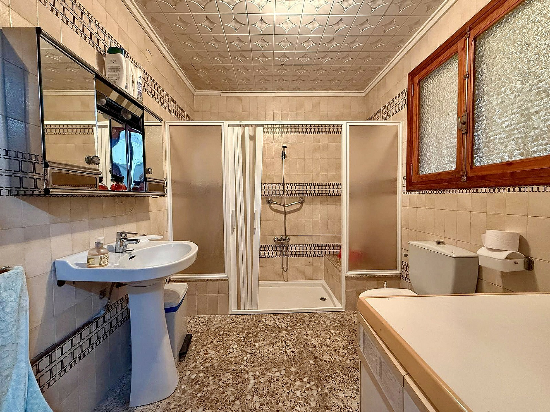5-bedroom Townhouse In Pinoso, Spain (176 M²)