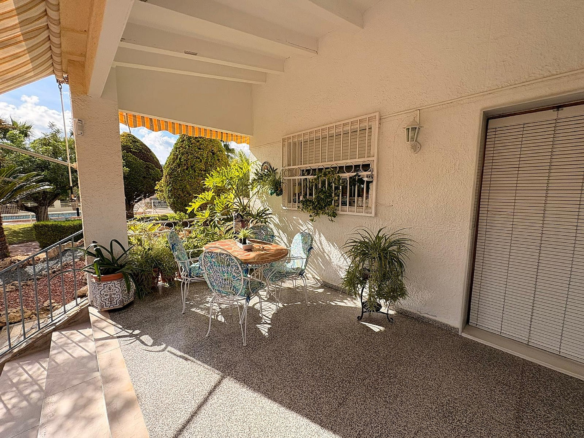 4-bedroom Detached Villa In Monovar, Spain (366 M²)