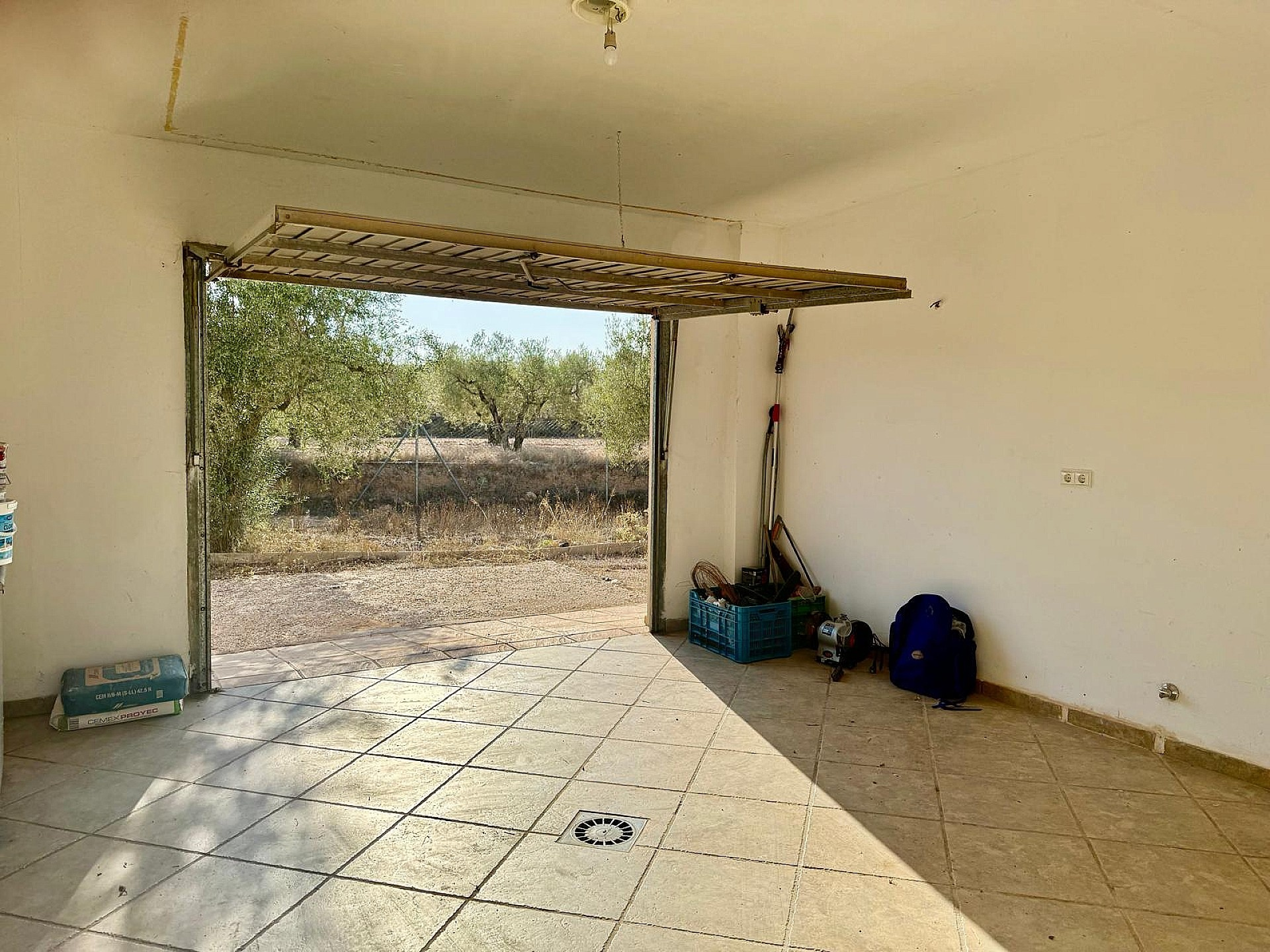 w_kuz5gt53hztf7tg0fcxs-20ca58 3-bedroom Detached Villa In Onil, Spain (215 M²)