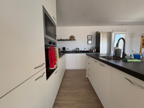 3-bedroom Detached Villa In Pinoso, Spain (115 M²)