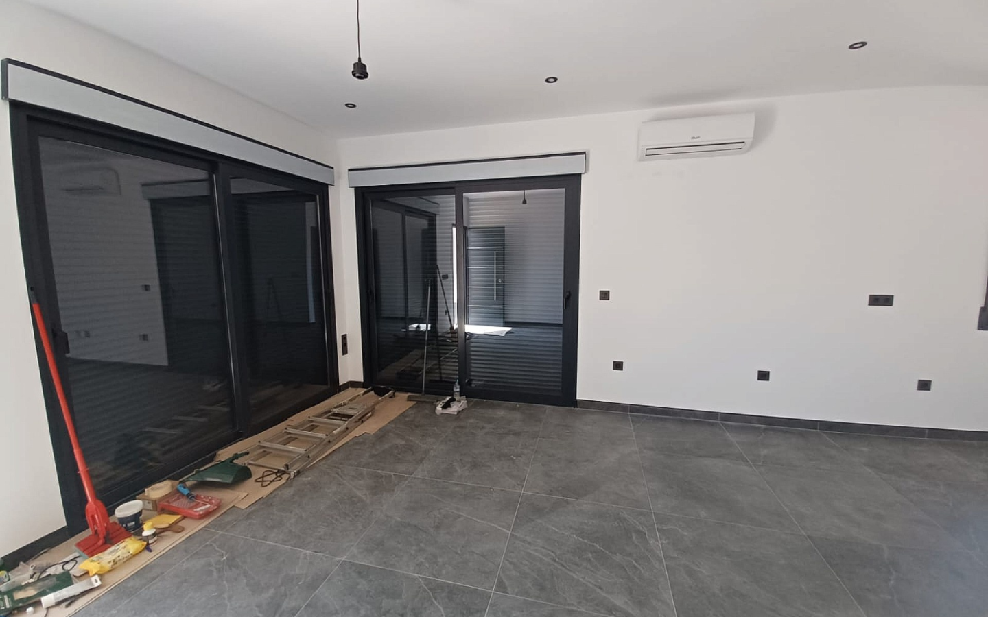 1-bedroom Detached Villa In Pinoso, Spain (26.500 M² Plot)