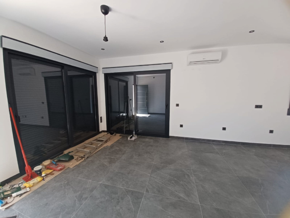 1-bedroom Detached Villa In Pinoso, Spain (26.500 M² Plot)