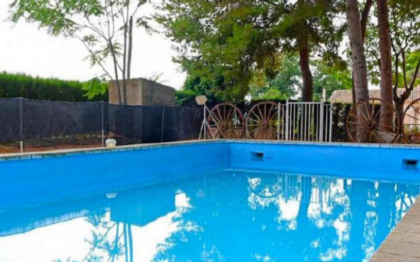 12-bedroom Country House In Pinoso, Spain (600 M²)