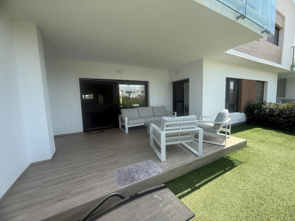 2-bedroom Apartment In Los Montesinos, Spain (180 M²)