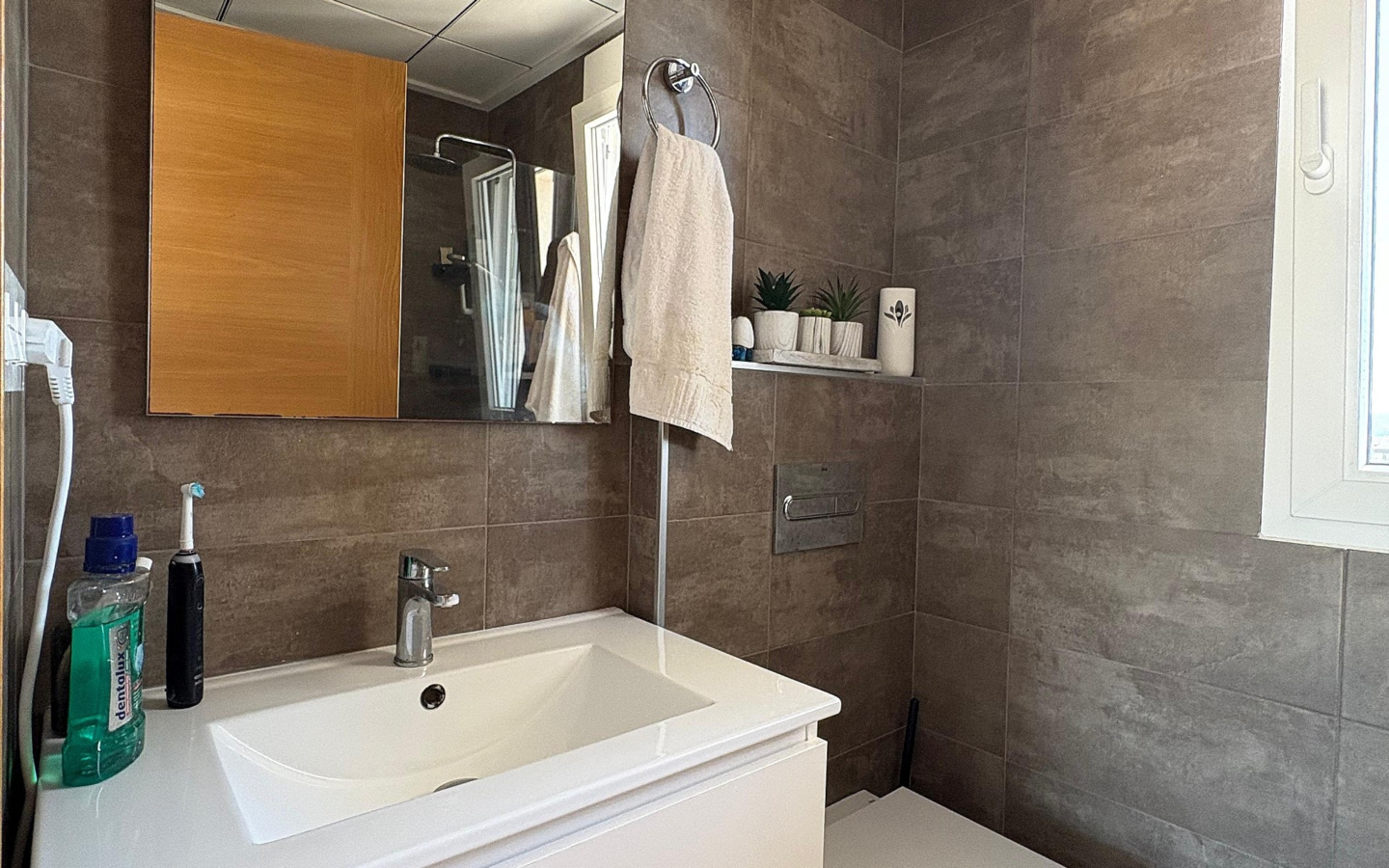 4-bedroom Detached Villa In Pinoso, Spain (195 M²)