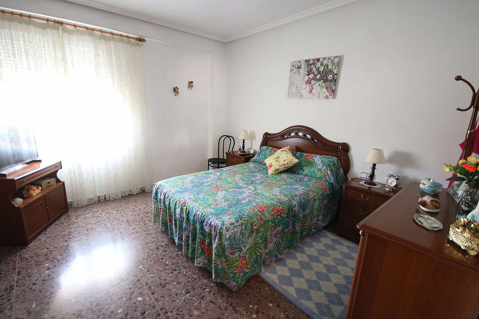 4-bedroom Commercial In Monovar, Spain (675 M²)