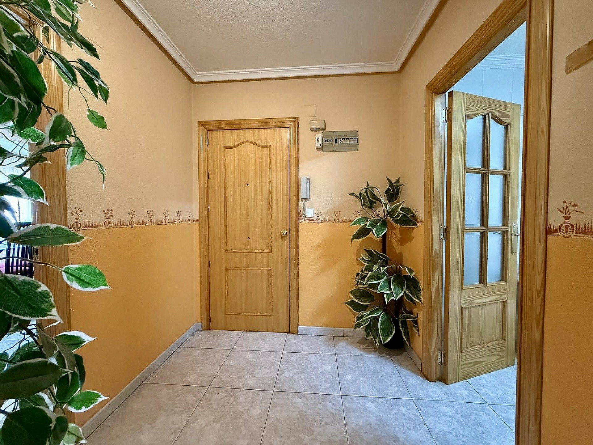 5-bedroom Apartment In Pinoso, Spain (181 M²)