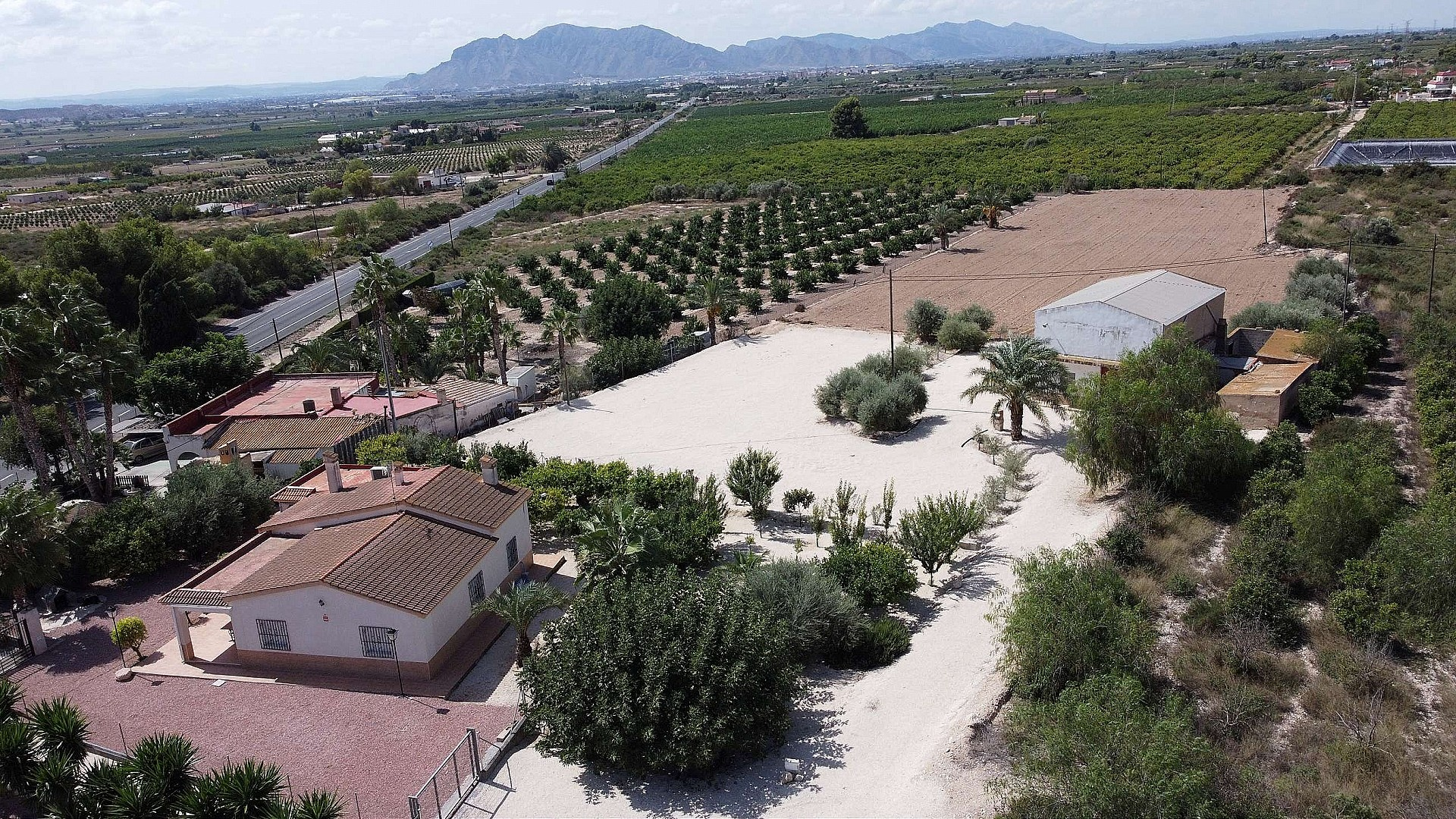 w_mowqfsidujgdgnxdspz6-d35454 3-bedroom Detached Villa In Crevillente, Spain (250 M²)