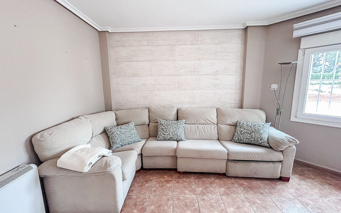 5-bedroom Townhouse In Pinoso, Spain (141 M²)