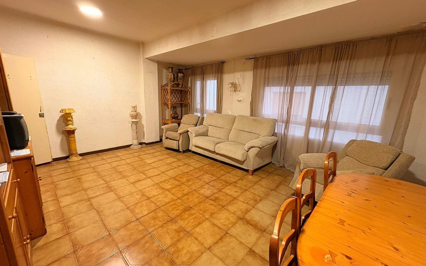 3-bedroom Apartment In Onil, Spain (125 M²)