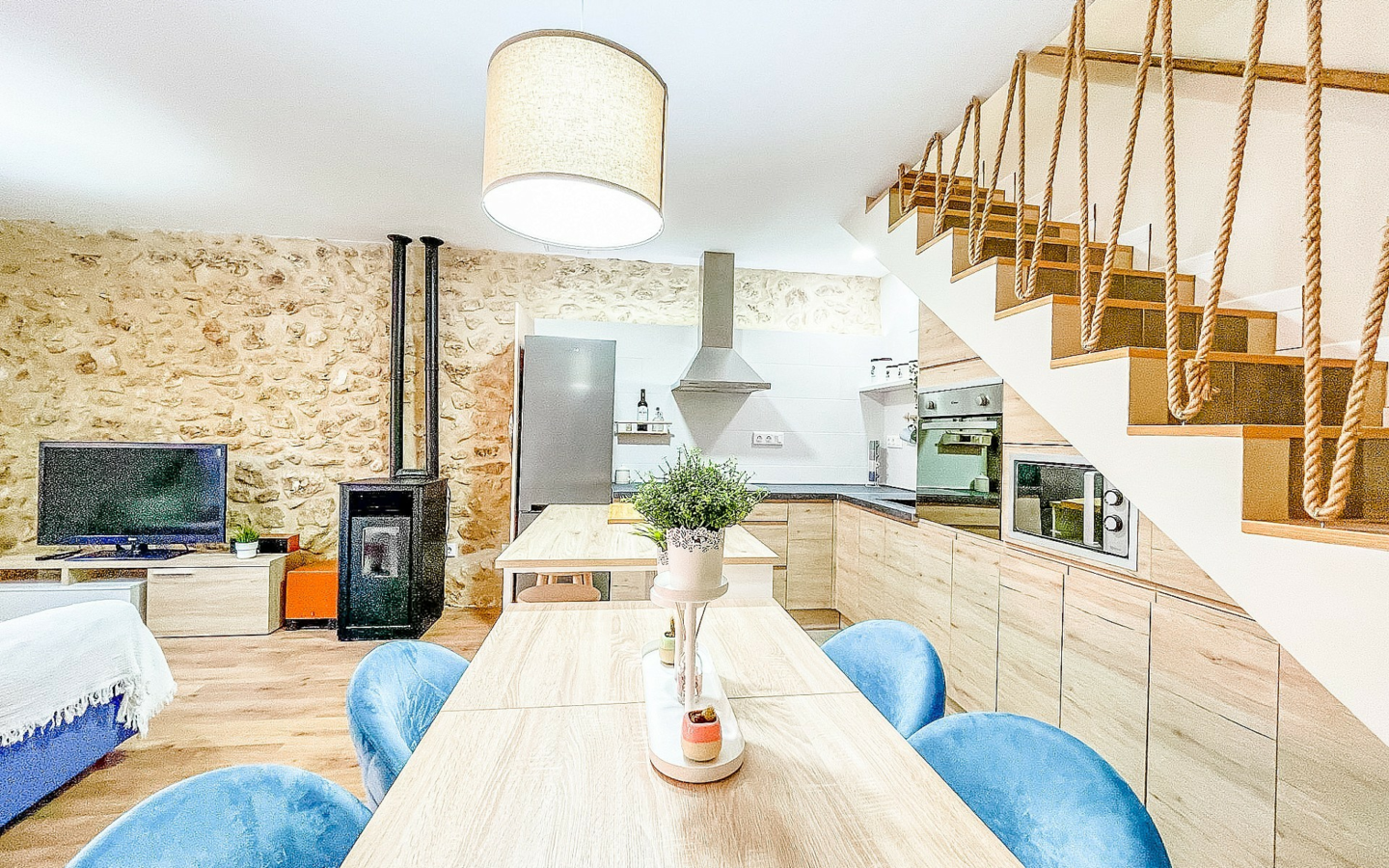 3-bedroom Townhouse In Pinoso, Spain (105 M²)