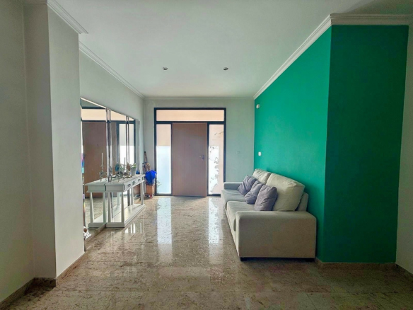 5-bedroom Townhouse In Pinoso, Spain (800 M²)