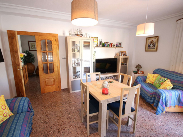 4-bedroom Commercial In Monovar, Spain (675 M²)