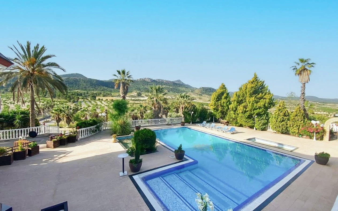 8-bedroom Country House In Jumilla, Spain (1.651 M²)