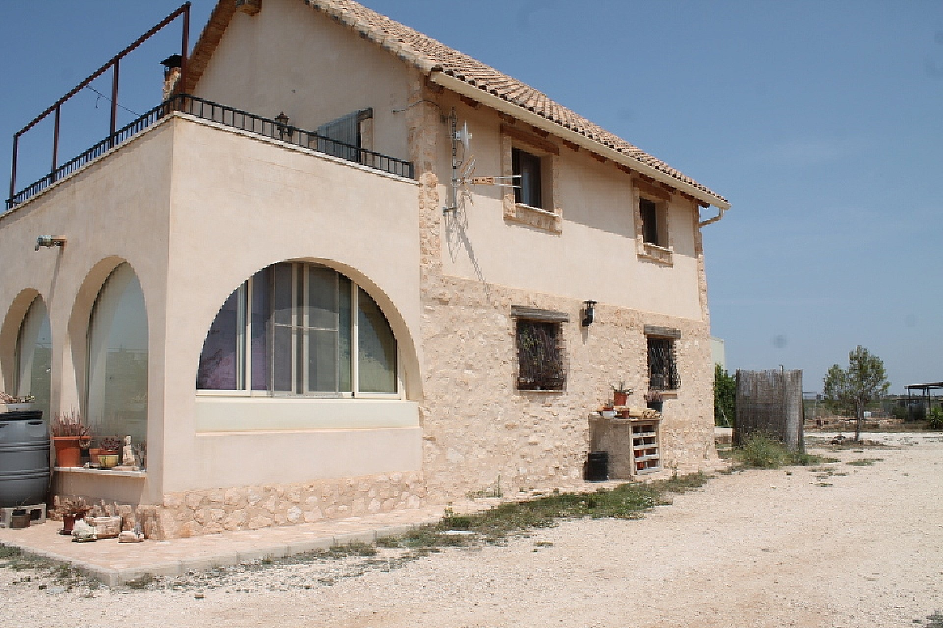 4-bedroom Finca In Pinoso, Spain (120 M²)