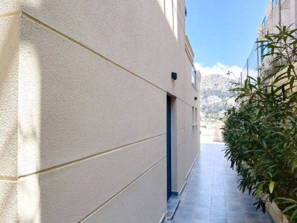 5-bedroom Detached Villa In Altea, Spain (400 M²)
