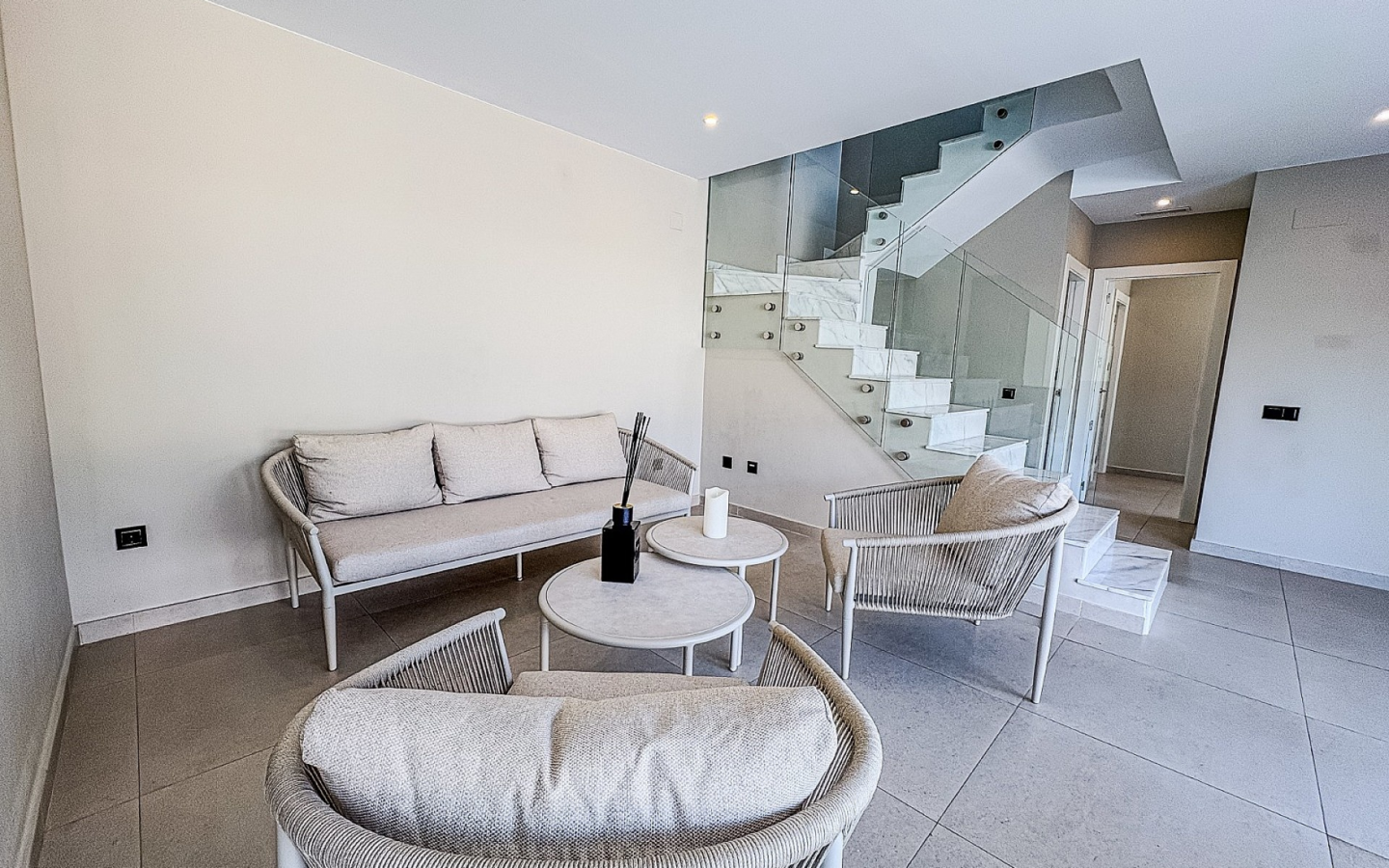 5-bedroom Detached Villa In Algorfa, Spain (198 M²)
