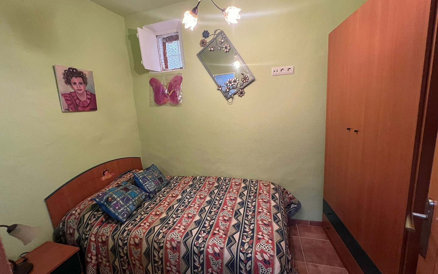 3-bedroom Townhouse In Elche De La Sierra, Spain (104 M²)
