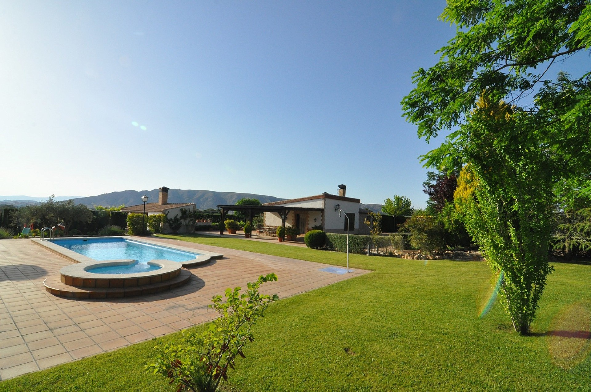 4-bedroom Detached Villa In Villena, Spain (500 M²)