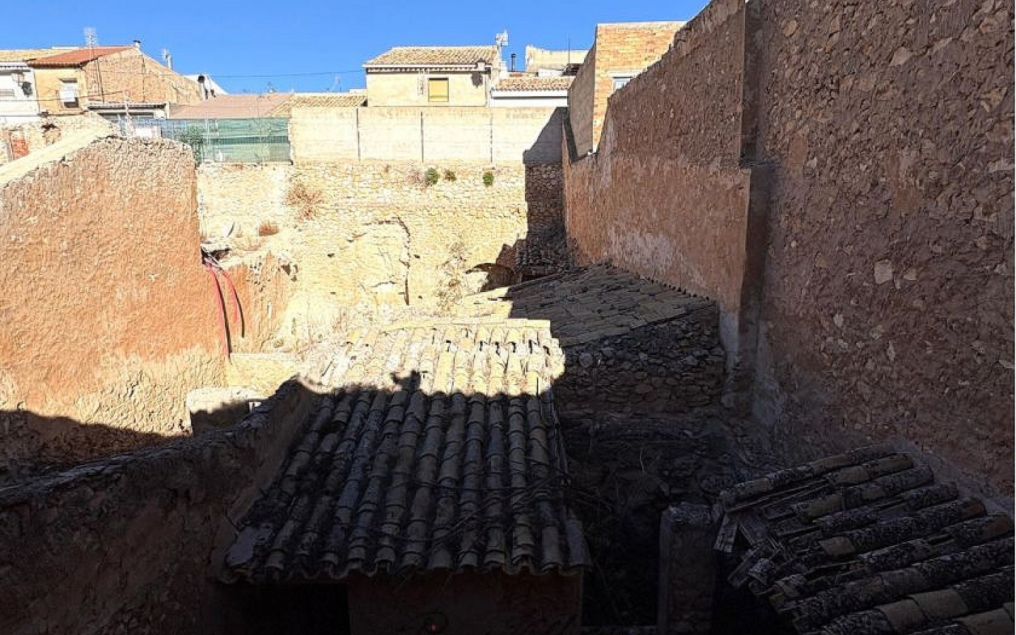 Restoration Project In Pinoso, Spain (314 M²)