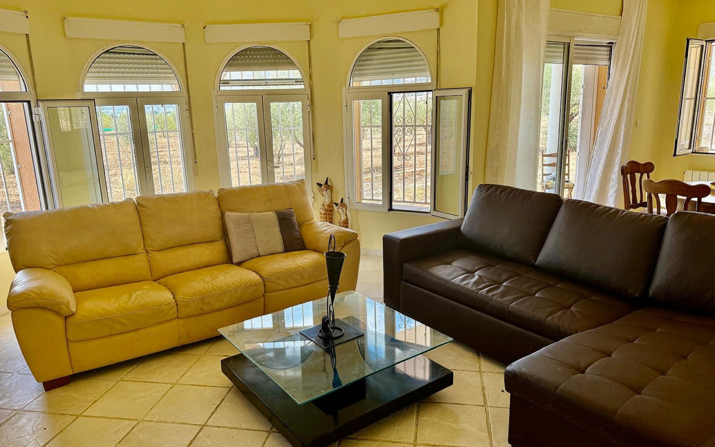3-bedroom Detached Villa In Onil, Spain (215 M²)