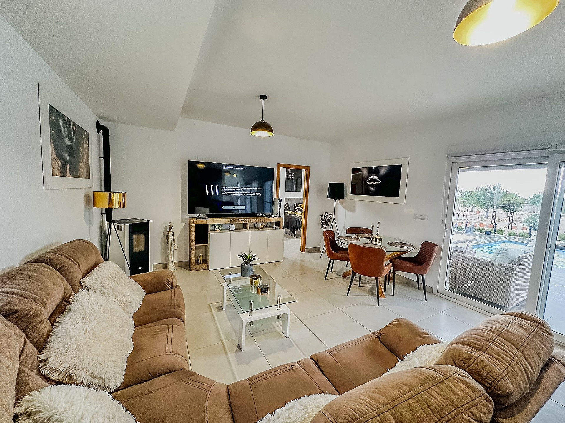 3-bedroom Detached Villa In Pinoso, Spain (115 M²)