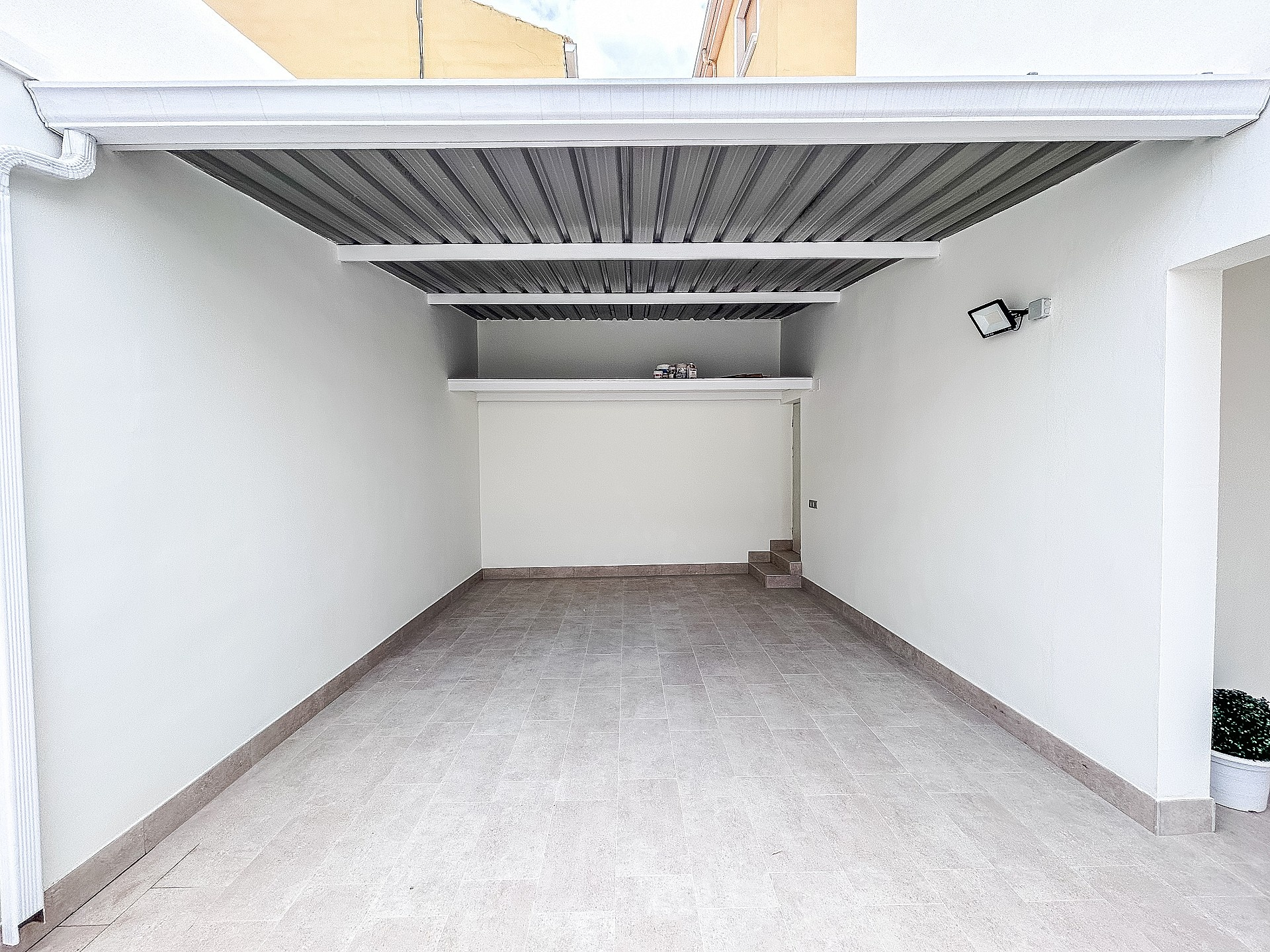 5-bedroom Townhouse In Pinoso, Spain (141 M²)