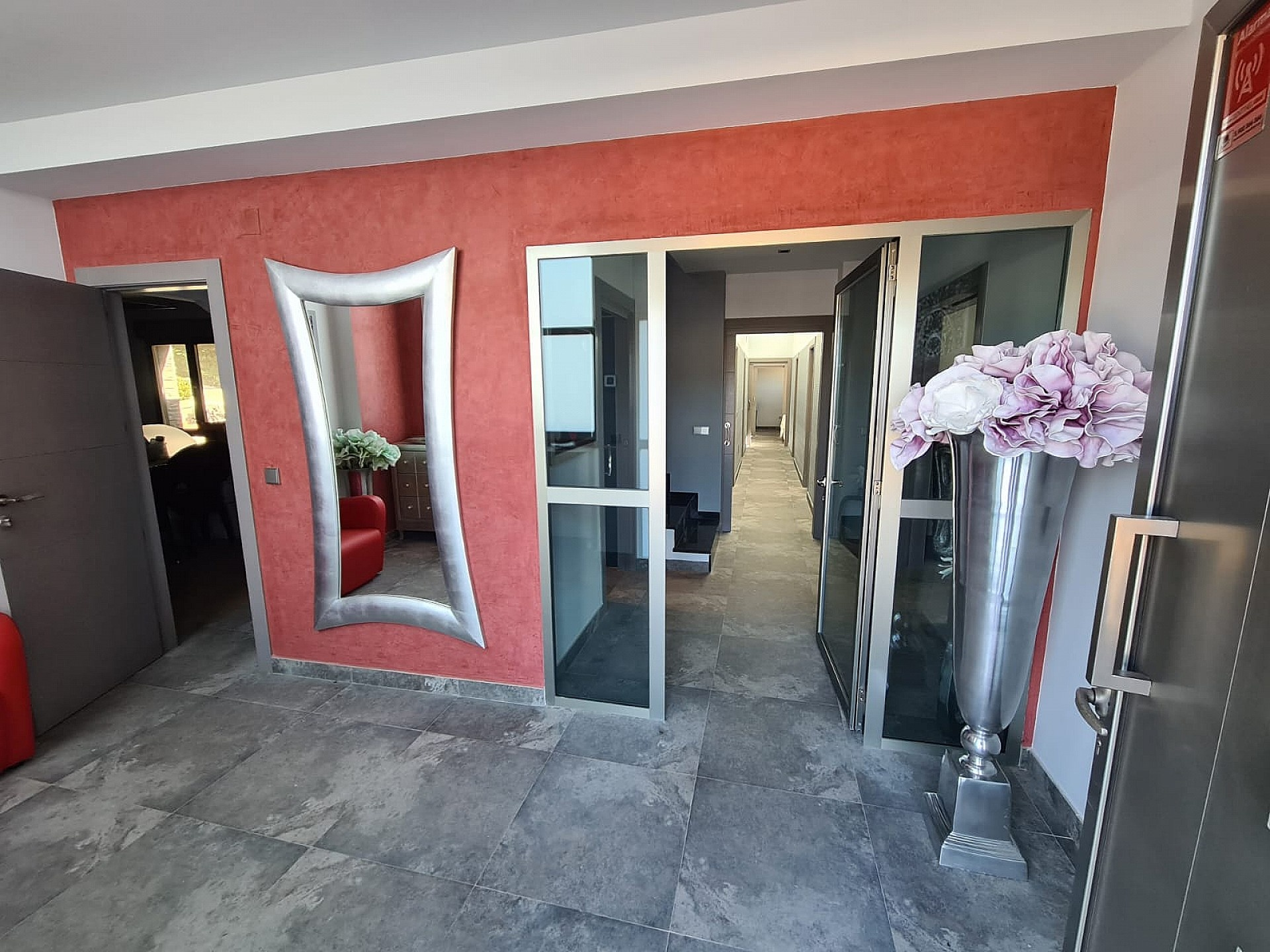 w_q0q4fk7kjj677edjwnb5-7985e6 5-bedroom Detached Villa In Yecla, Spain (332 M²)
