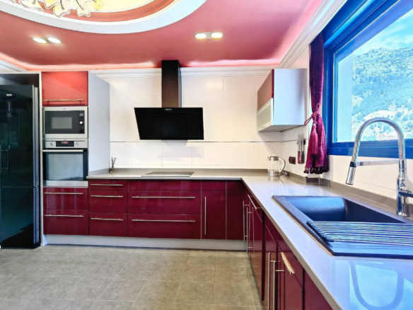 5-bedroom Detached Villa In Altea, Spain (400 M²)