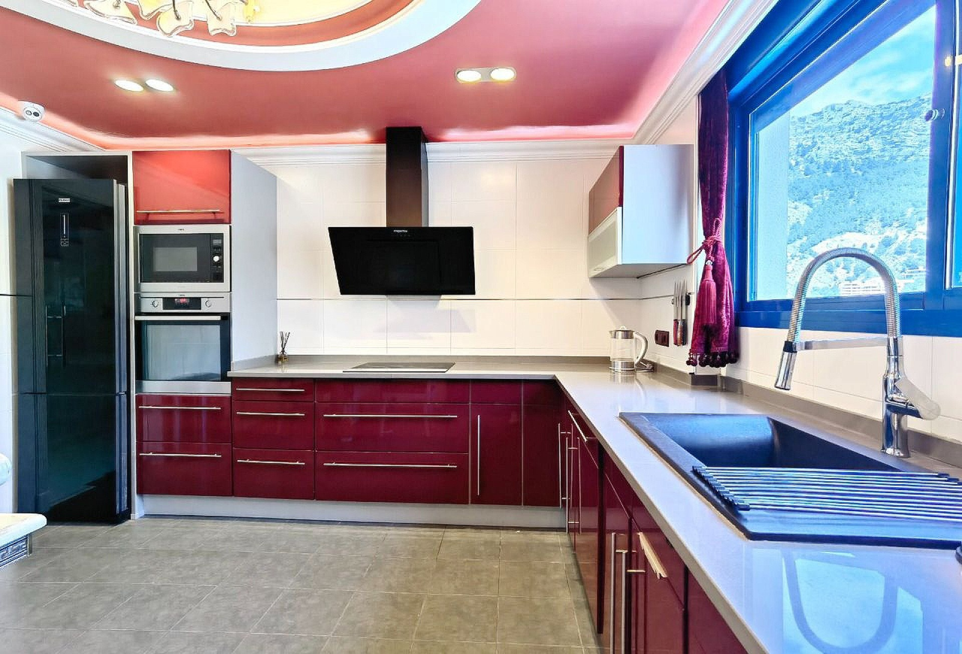 5-bedroom Detached Villa In Altea, Spain (400 M²)