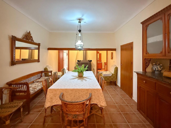12-bedroom Country House In Pinoso, Spain (600 M²)