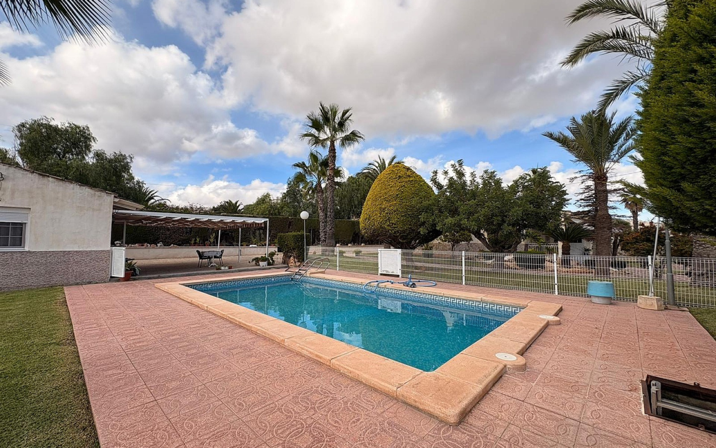 4-bedroom Detached Villa In Monovar, Spain (366 M²)