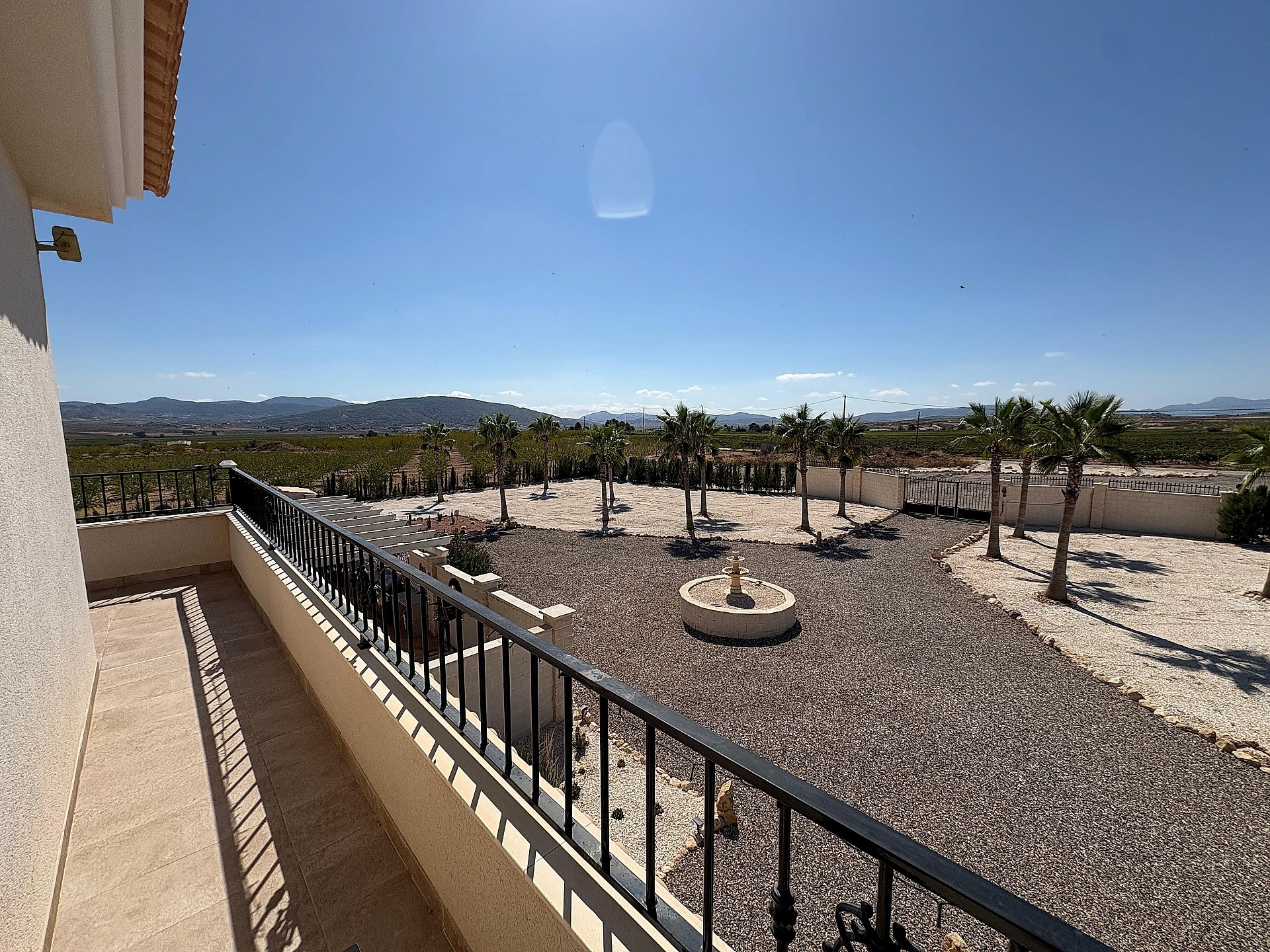 4-bedroom Detached Villa In Pinoso, Spain (195 M²)