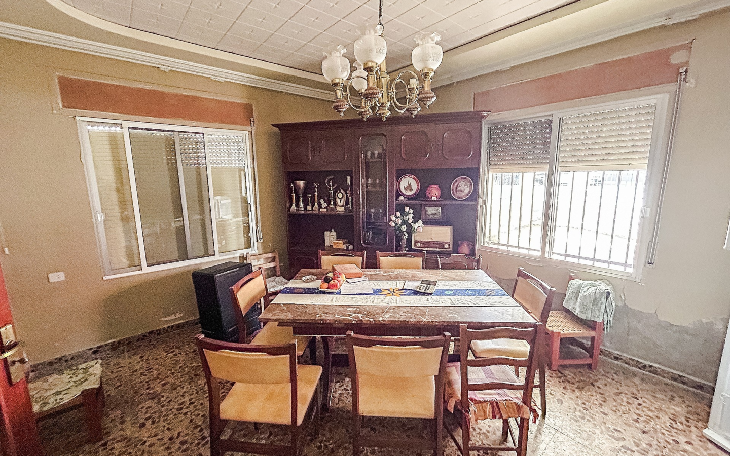 6-bedroom Townhouse In Macisvenda, Spain (353 M²)