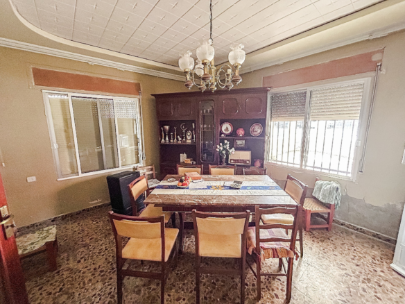 6-bedroom Townhouse In Macisvenda, Spain (353 M²)