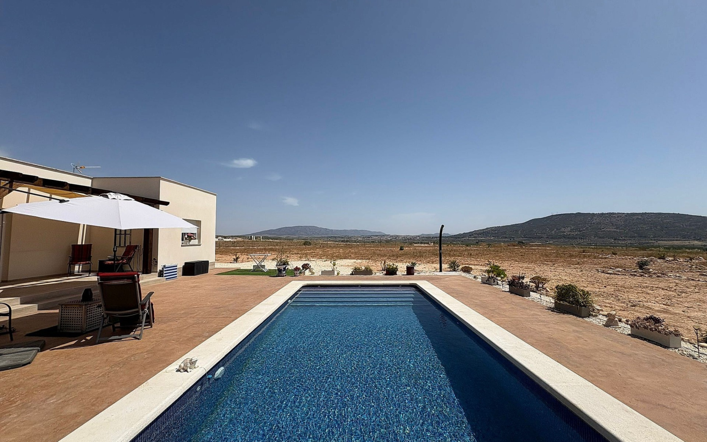 3-bedroom Detached Villa In Pinoso, Spain (115 M²)