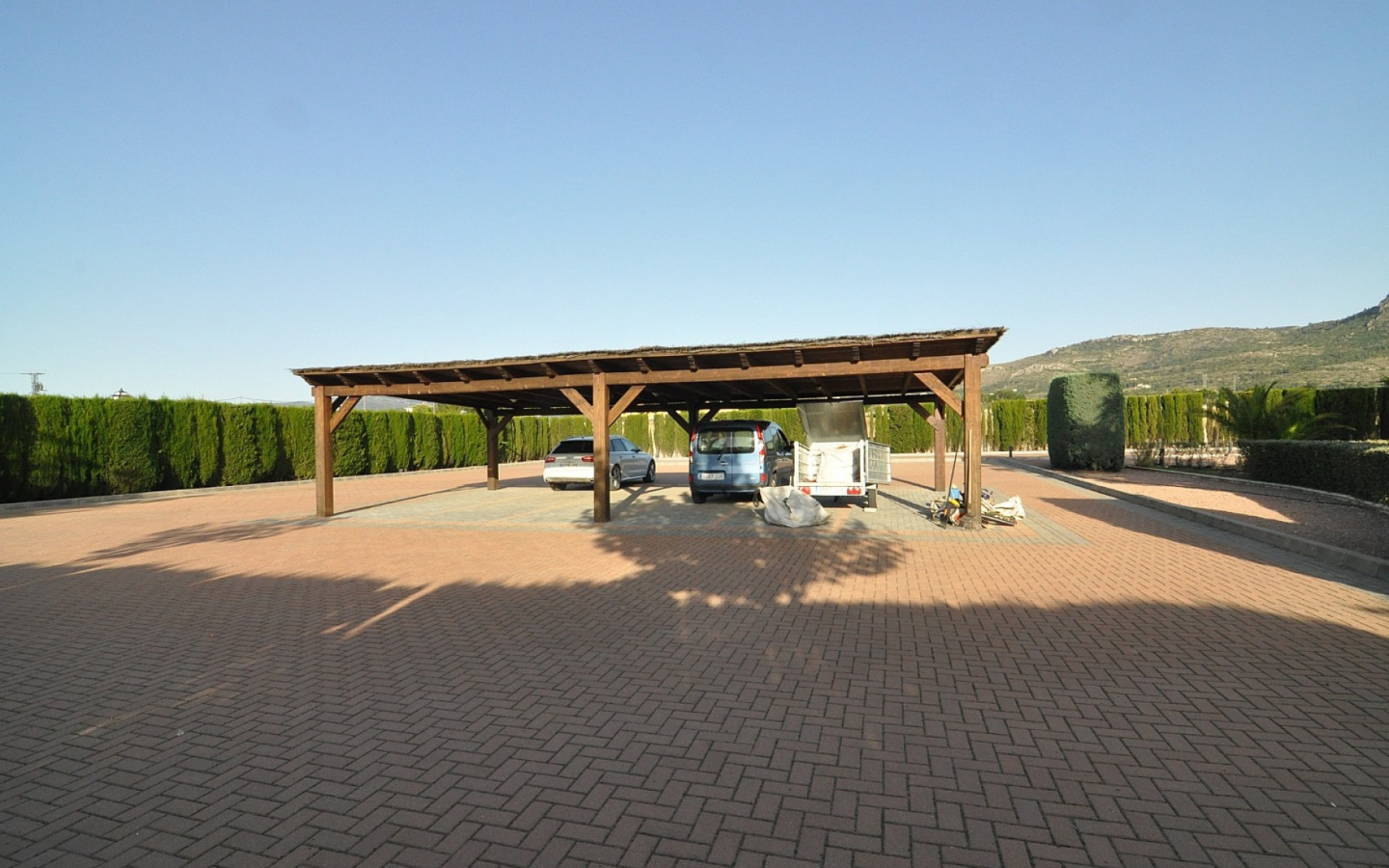 4-bedroom Detached Villa In Villena, Spain (500 M²)