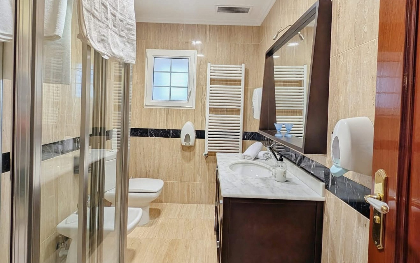 8-bedroom Country House In Jumilla, Spain (1.651 M²)