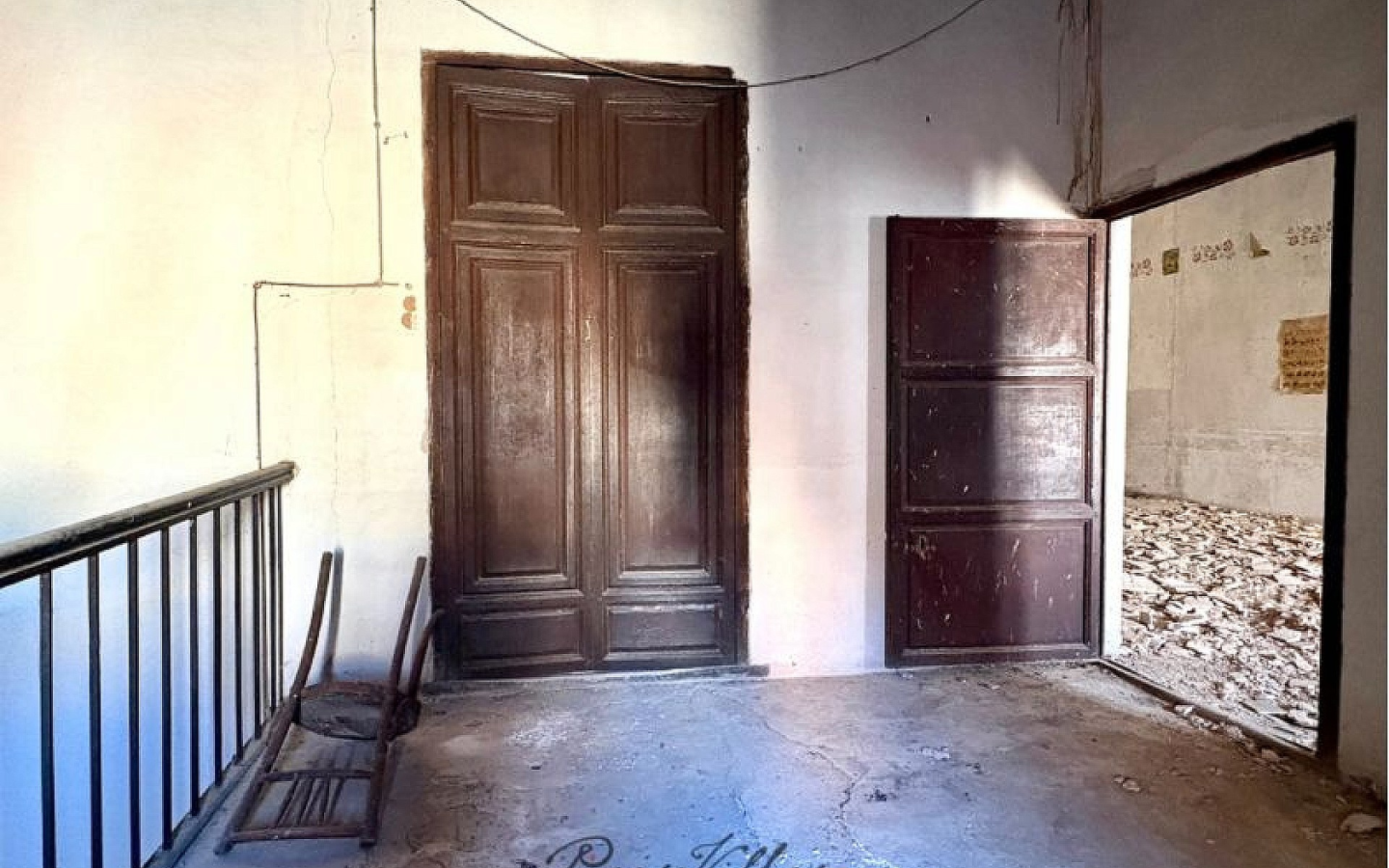 Restoration Project In Pinoso, Spain (314 M²)