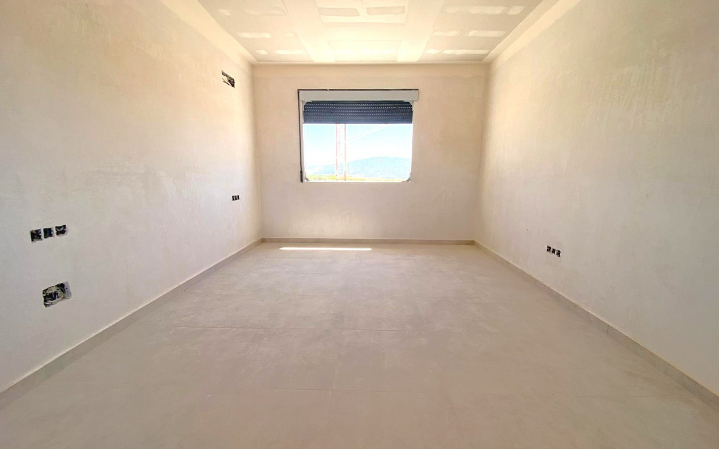 3-bedroom Detached Villa In Pinoso, Spain (150 M²)