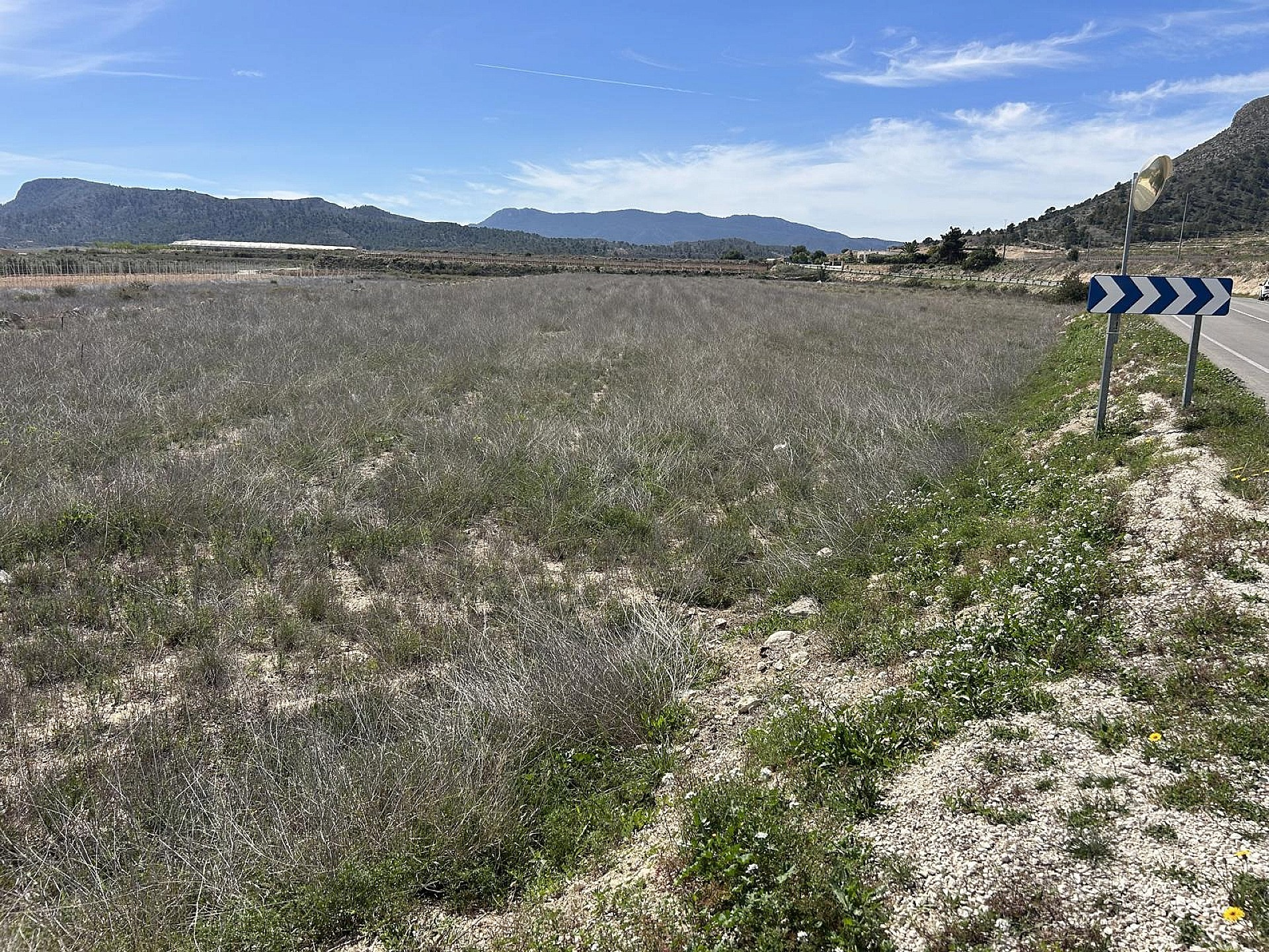 Land In Hondón De Las Nieves, Spain (15.279 M² Plot)