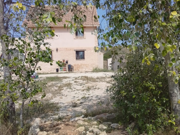 4-bedroom Finca In Pinoso, Spain (120 M²)