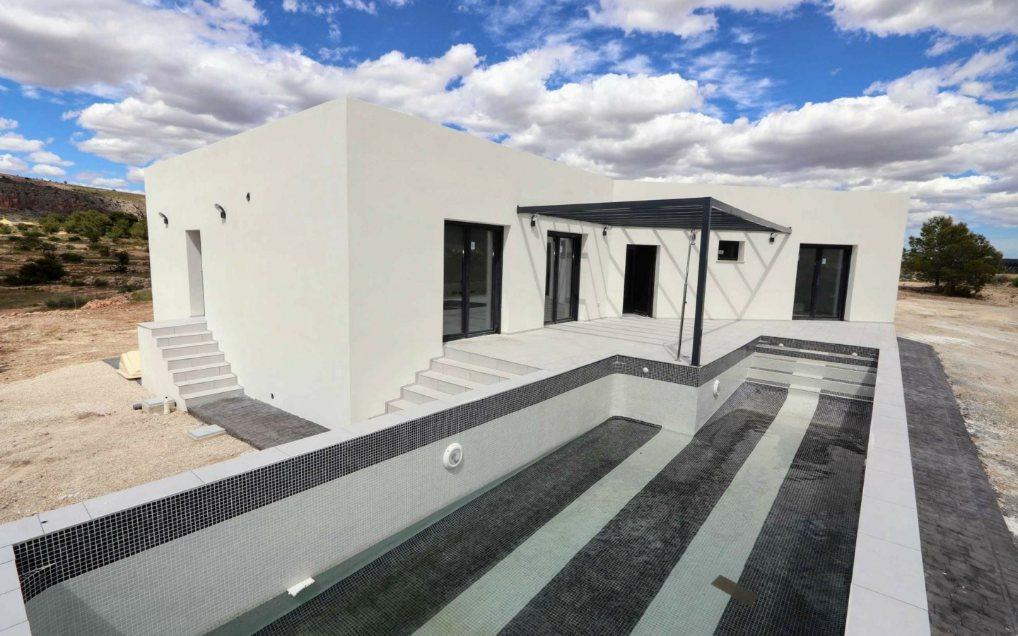 4-bedroom Detached Villa In Aspe, Spain (155 M²)