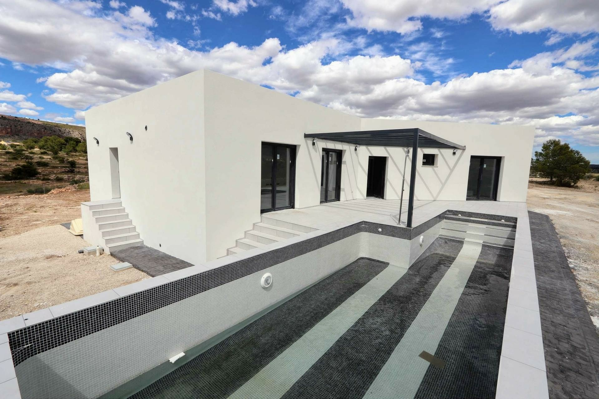 w_ua5j6vkopzeaqevznae3-56a69c 4-bedroom Detached Villa In Aspe, Spain (155 M²)
