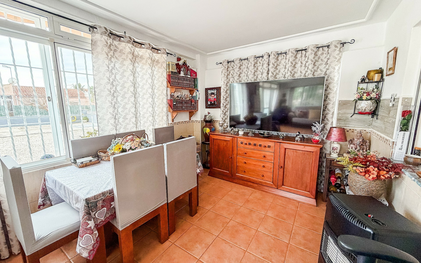 2-bedroom Country House In Elche, Spain (80 M²)
