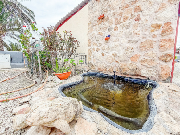 2-bedroom Country House In Elche, Spain (80 M²)