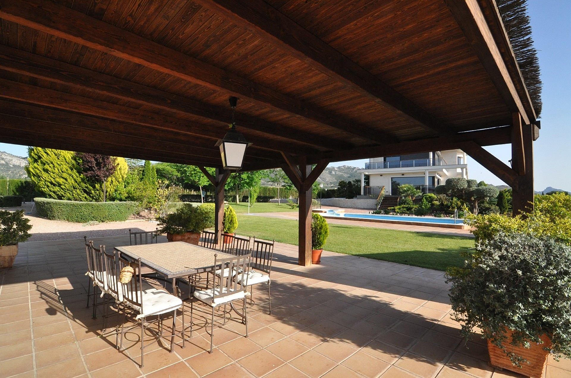 4-bedroom Detached Villa In Villena, Spain (500 M²)