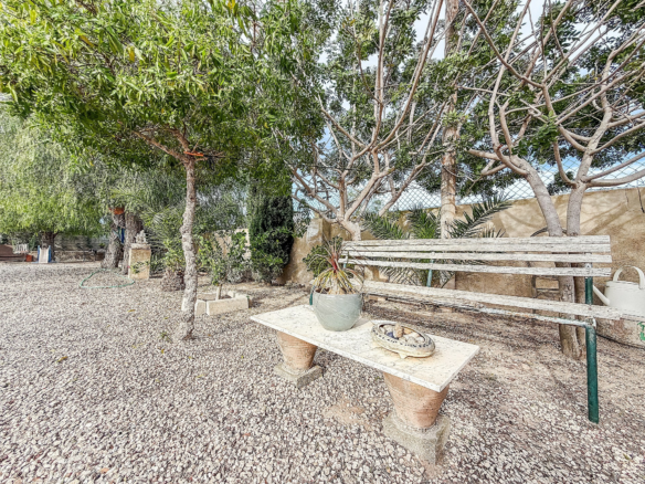 2-bedroom Country House In Elche, Spain (80 M²)
